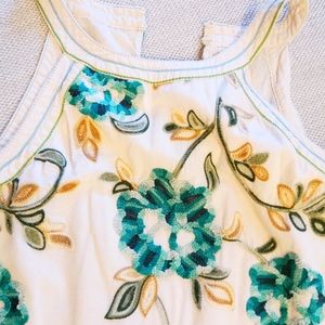 Max Studio embrodiery dress